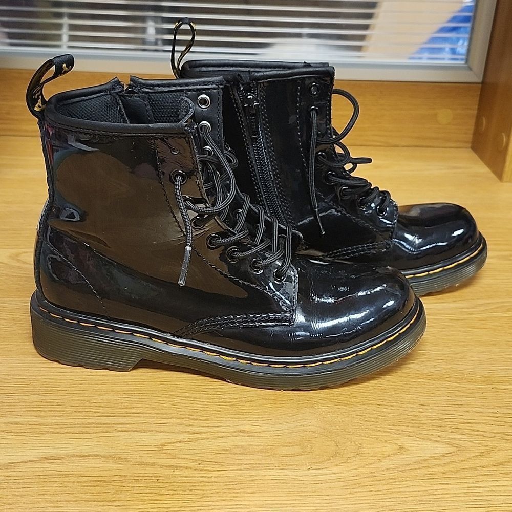 Doc Martens youth 3 combat boots